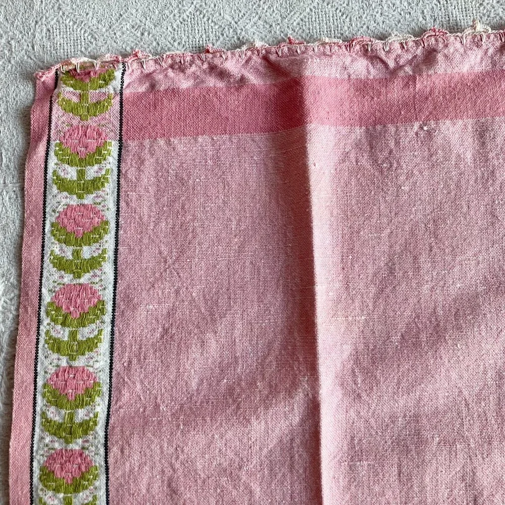 Vintage Hand Embroidered Pink Guest Hand Towels